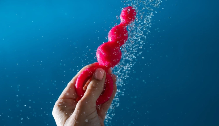 How to clean sex toys?