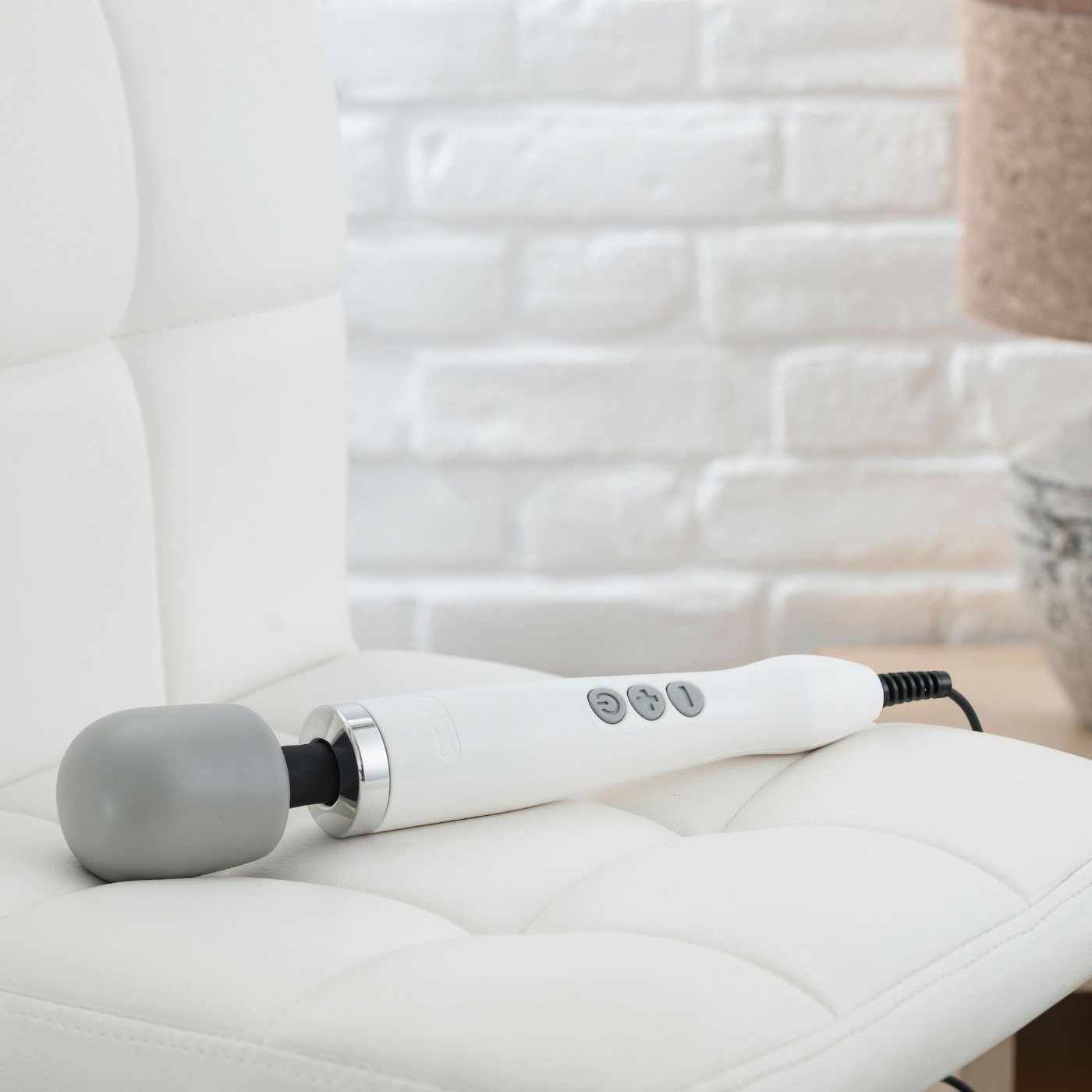 Doxy Original Extra Powerful Wand Vibrator White