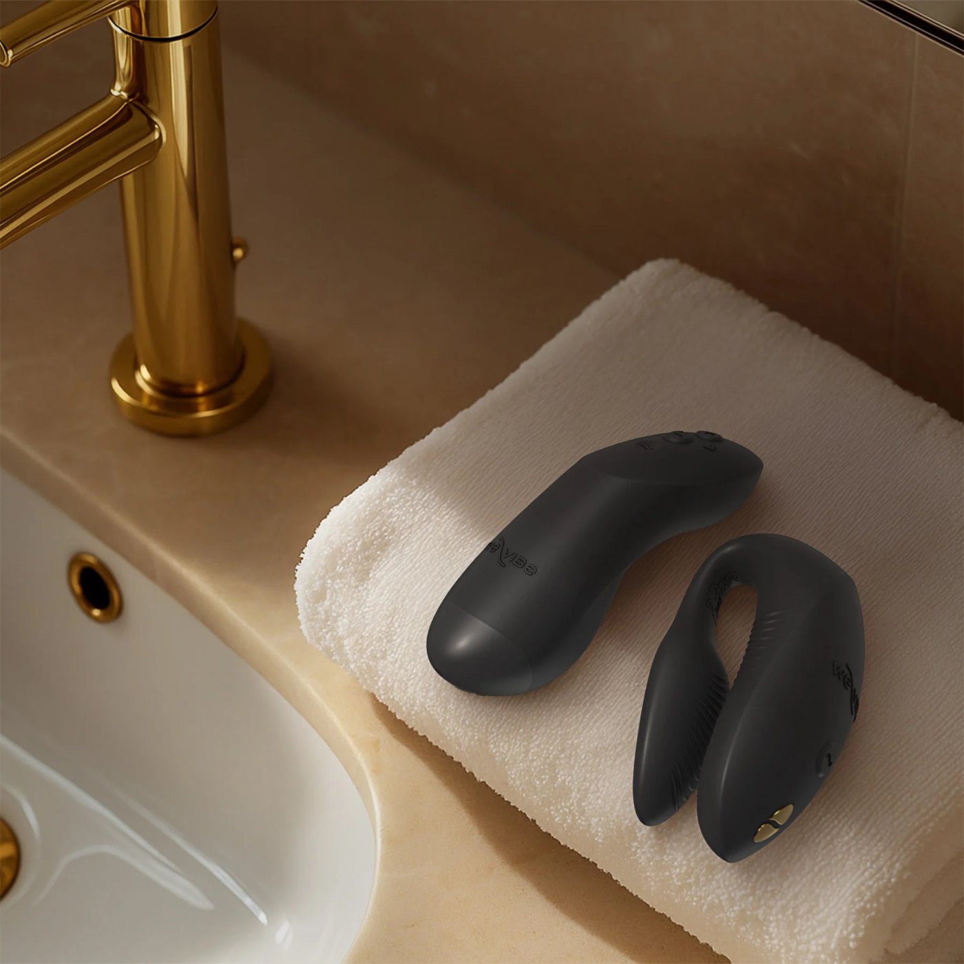 We-Vibe Chorus Pro Remote & App-Controlled Couples Vibrator Satin Black