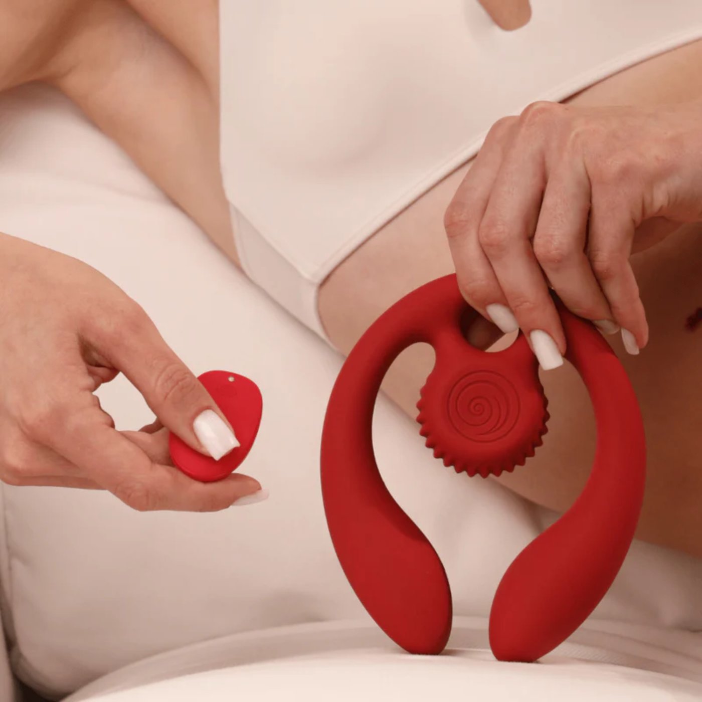 SVibe Snail Gizi Duo Remote Control Couples Vibrator