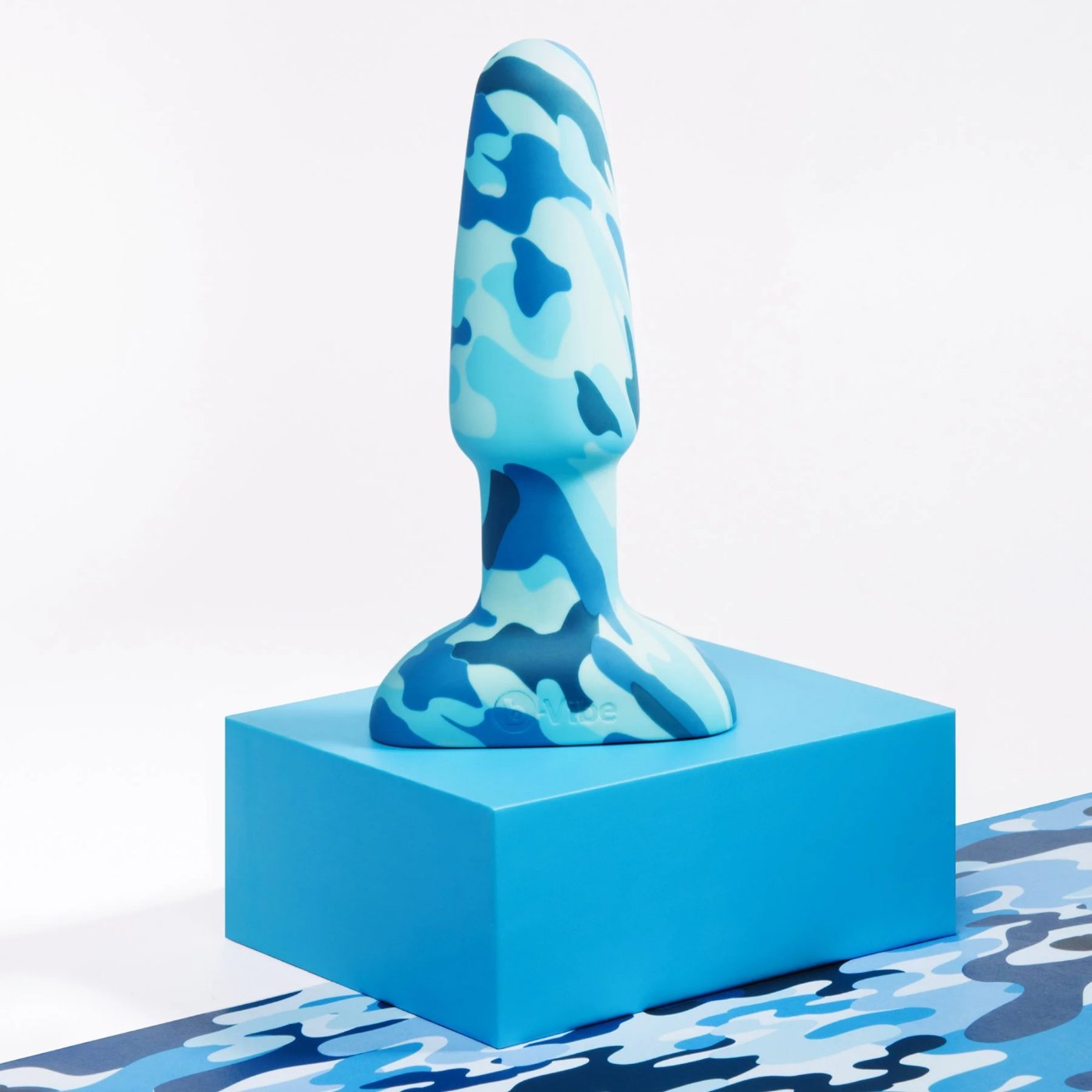 b-Vibe Camo Rimming Plug 2 Rechargeable Vibrating Butt Plug Large