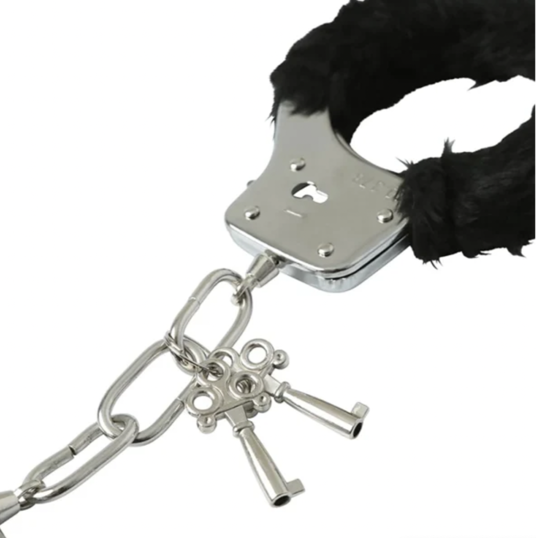 S&M Furry Handcuffs Black