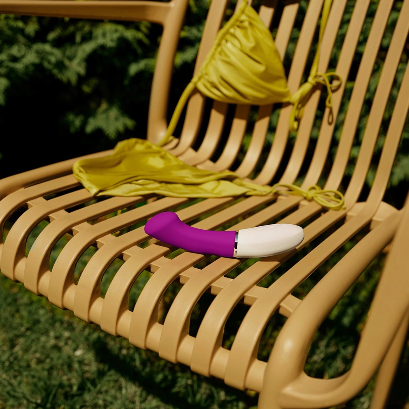 LELO Gigi 2 Rechargeable G-Spot Vibrator Deep Rose