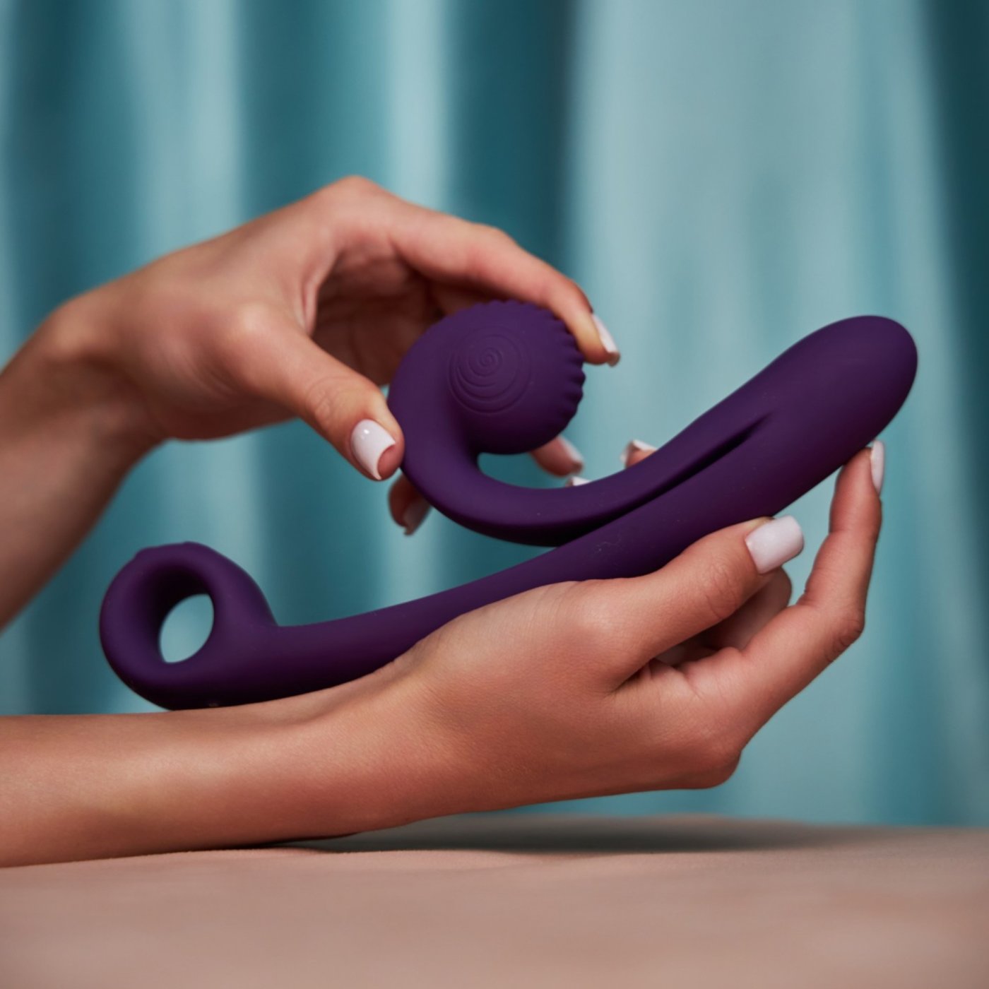 SVibe Snail Curve Rechargeable Dual Stimulator Rabbit Vibrator Purple