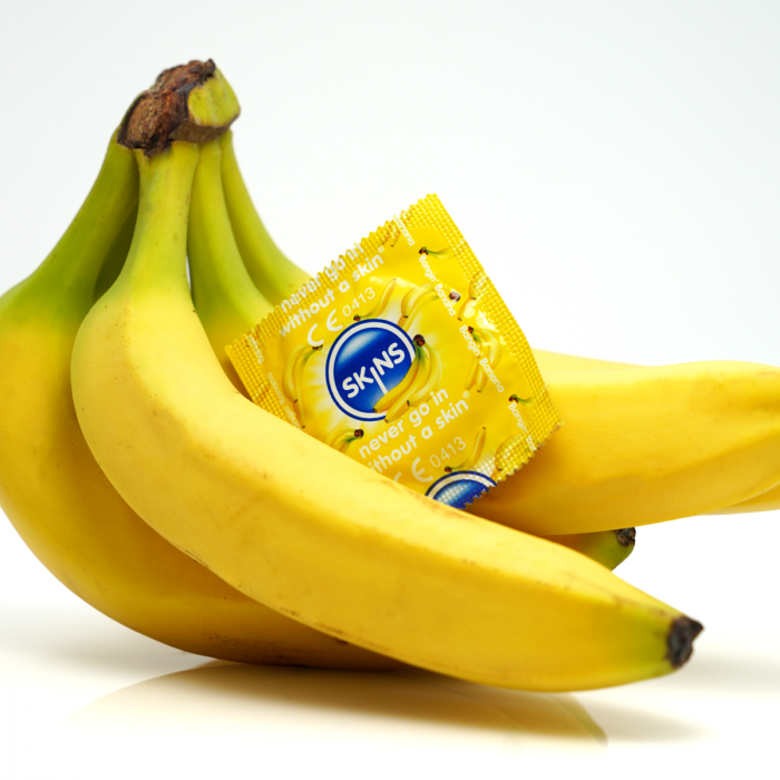 Skins Condoms Banana Flavour 500 Bulk Pack