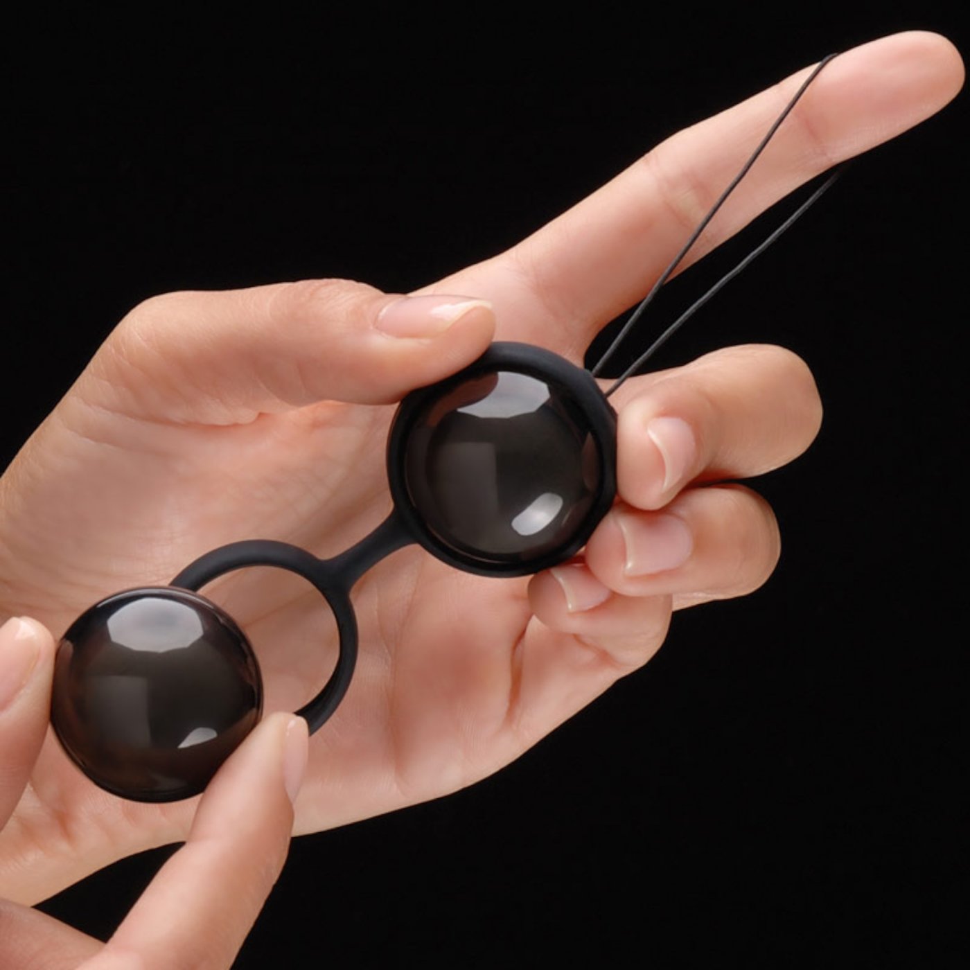 LELO Beads Noir Kegel Balls & Pelvic Floor Exerciser