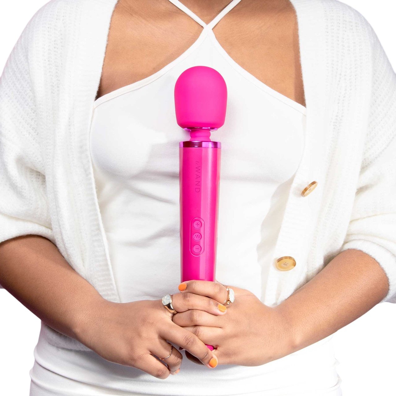 Le Wand Rechargeable Massage Wand Vibrator Magenta