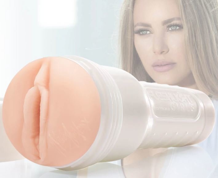 Fleshlight Girls Nicole Aniston Fit Masturbator