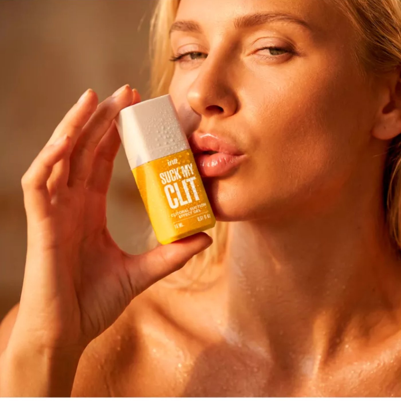 INTT Suck My Clit Stimulator Gel Tropical Mango 15ml
